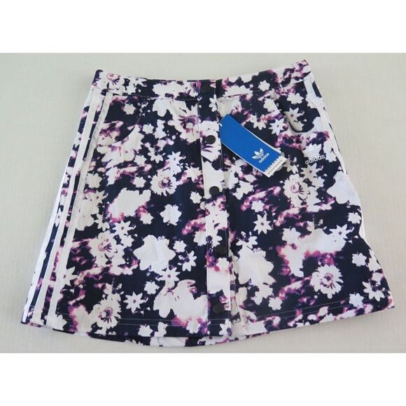 adidas H20446 Women's Sz 2XS Multicolor/Legend Ink Button Down Skirt - Picture 4 of 8